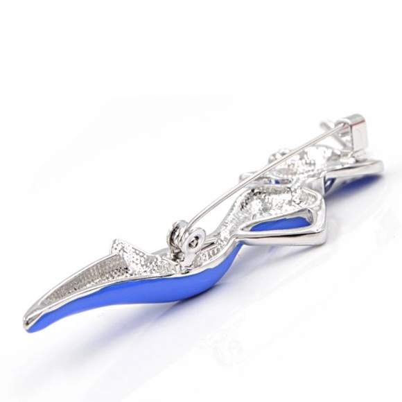 Lady in Red 2” brooch - Picture 4 of 4